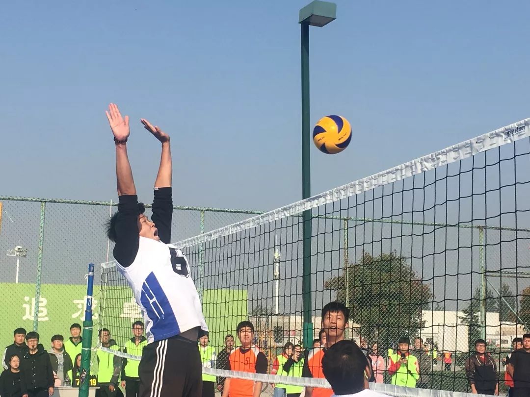 比赛激烈程度空前提升，吸引众多观众