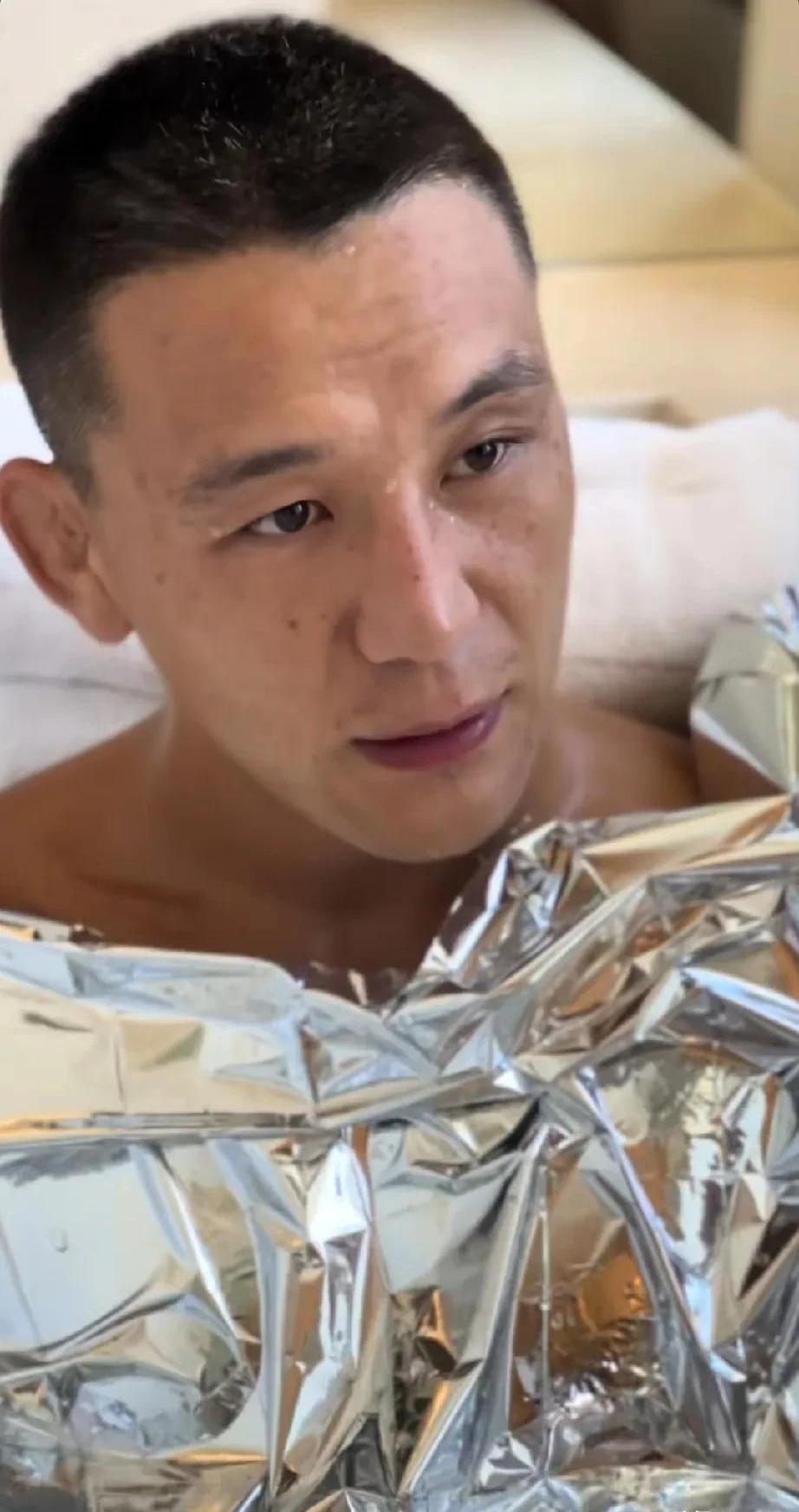 包含波尔茅斯击败对手，迎来胜利的词条