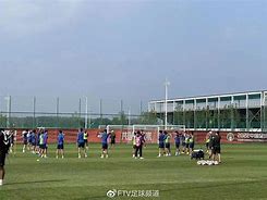 全力以赴：全队齐心协力备战下一场比赛的简单介绍