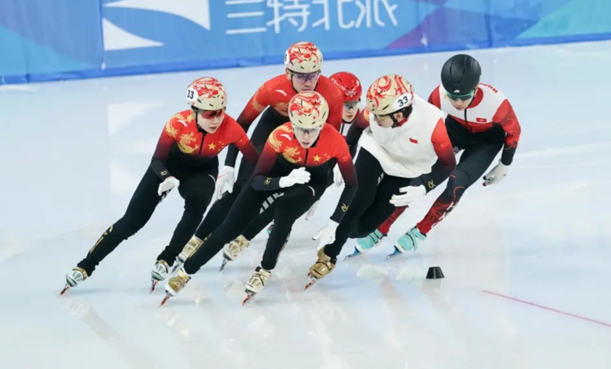 包含河南建业主场击败泰山—主场获胜扩大优势提升排名的词条