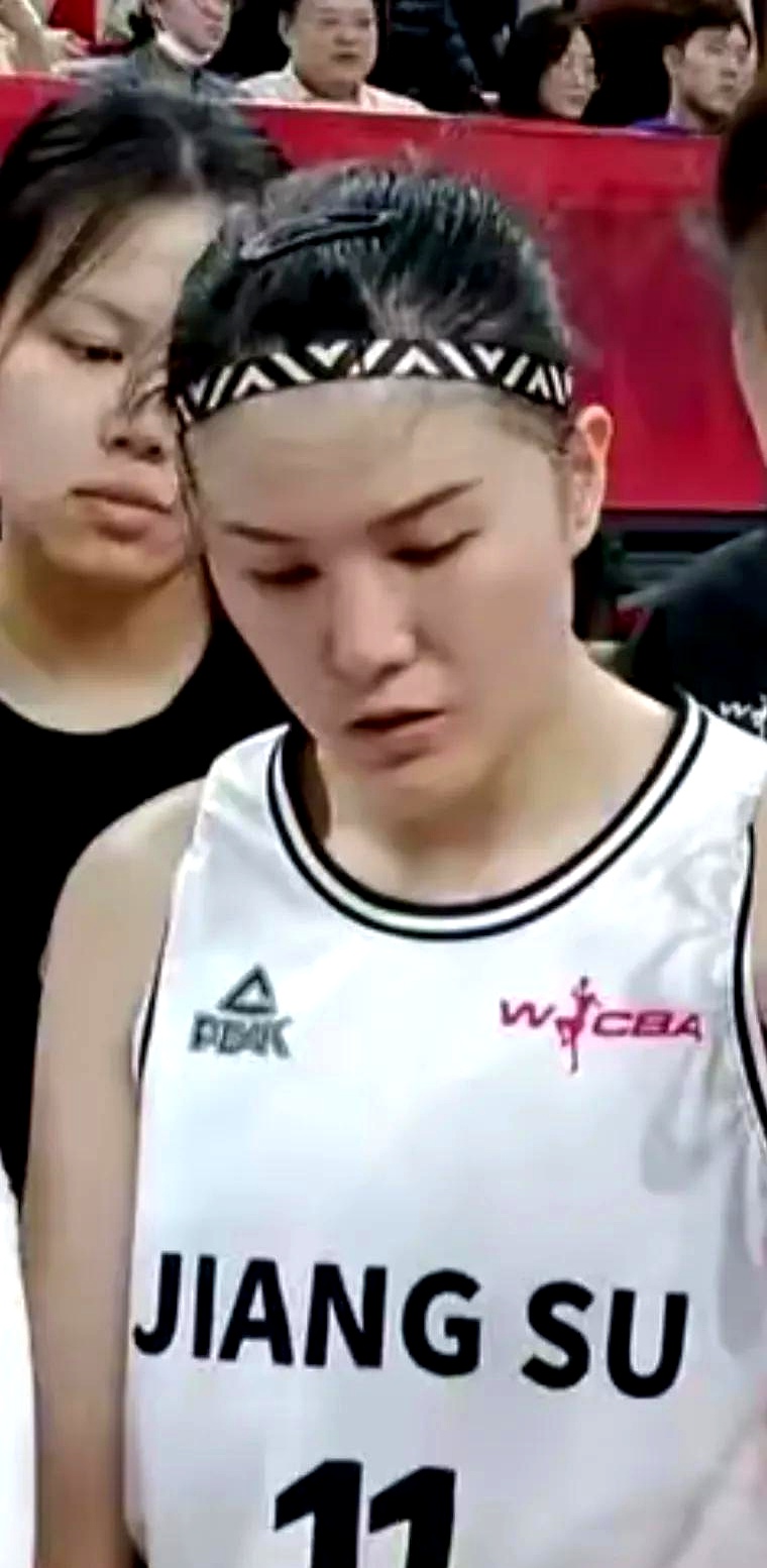 k8凯发娱乐凯发足球官网-女篮赛事打破僵局，选手斗志昂扬