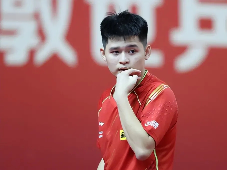 包含尤文再捷，小组横扫晋级强的词条