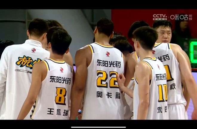 率先发起攻势，球队决心毫不动摇