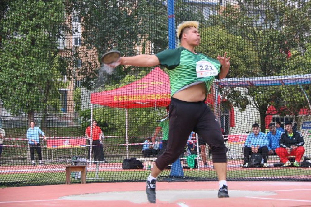关于比利时代表团在跆拳道比赛中发挥出色夺金的信息