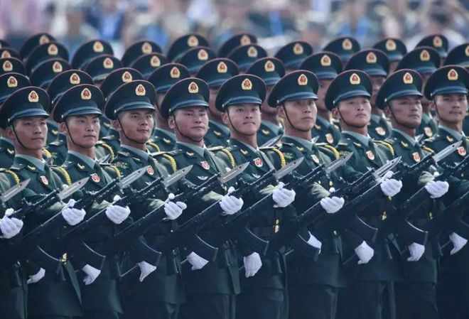 欧锦赛资格赛决胜局上弦，锋芒毕露角逐硝烟冲动的简单介绍