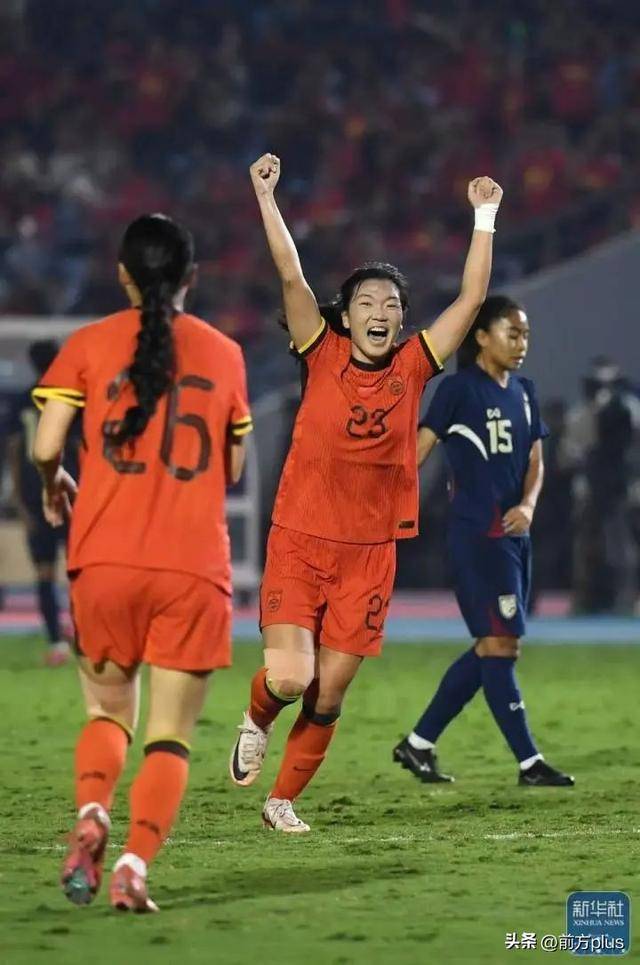 宜昌女足球员接受团队合作训练：默契愈发增强的简单介绍