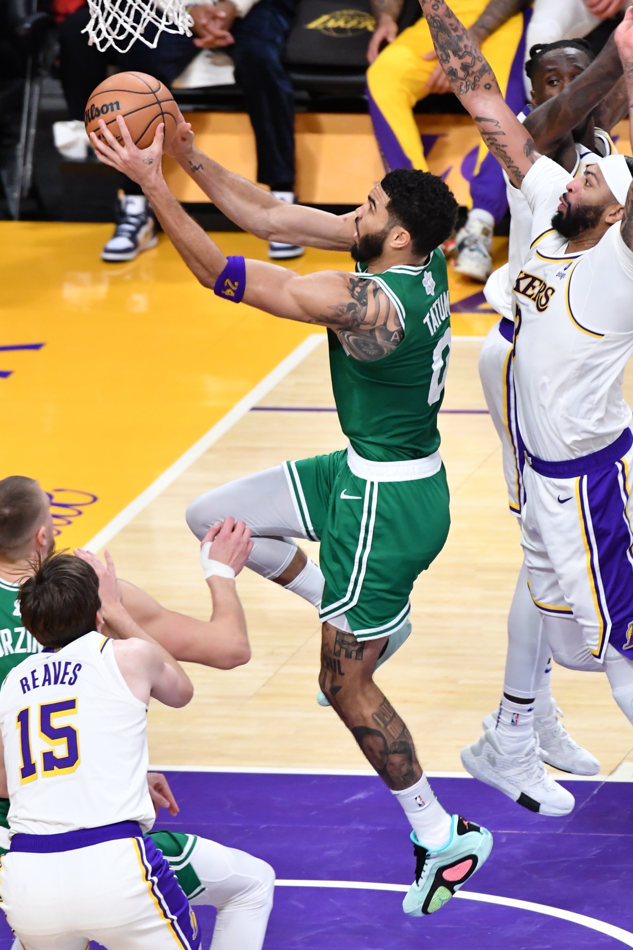 凯发天生赢家-关于企业家投票凯尔特人取胜NBA明星球员现优势的信息