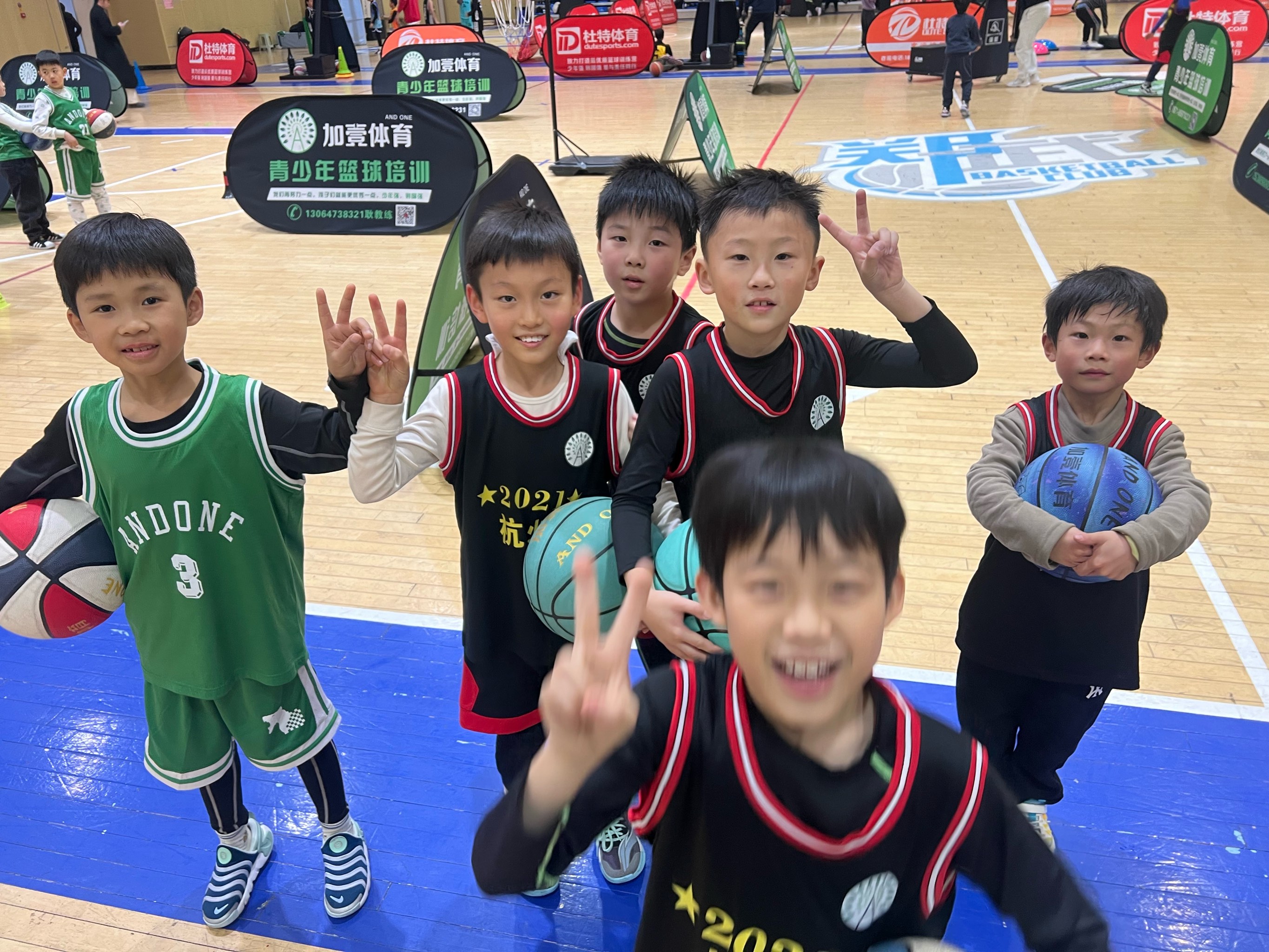 少年强则中国强，篮球培训助推青少年成长的简单介绍