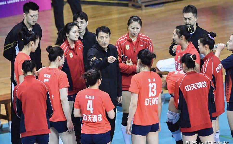 波兰逆转晋级，丹麦憾负塞浦路斯无缘四强
