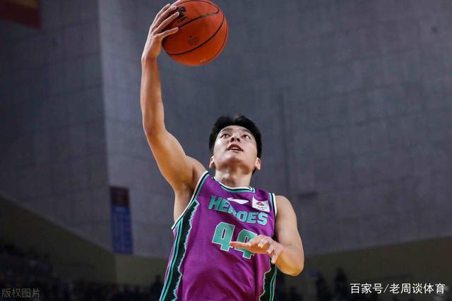 关于安徽男篮球迷情绪高涨，队伍士气飙升的信息