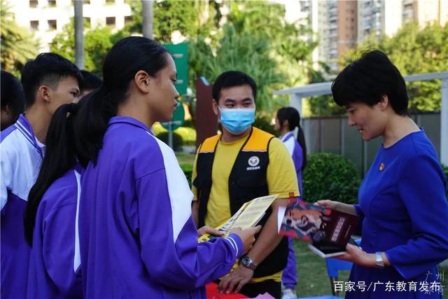 广州恒大：战术调整成效显著筑牢防线的简单介绍
