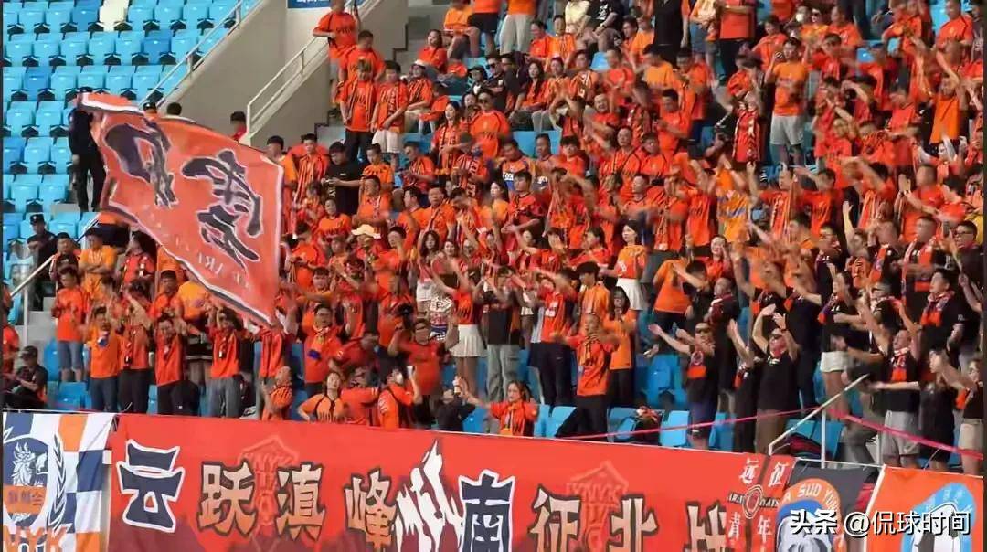 山东泰山在主场逼平深圳八一的简单介绍