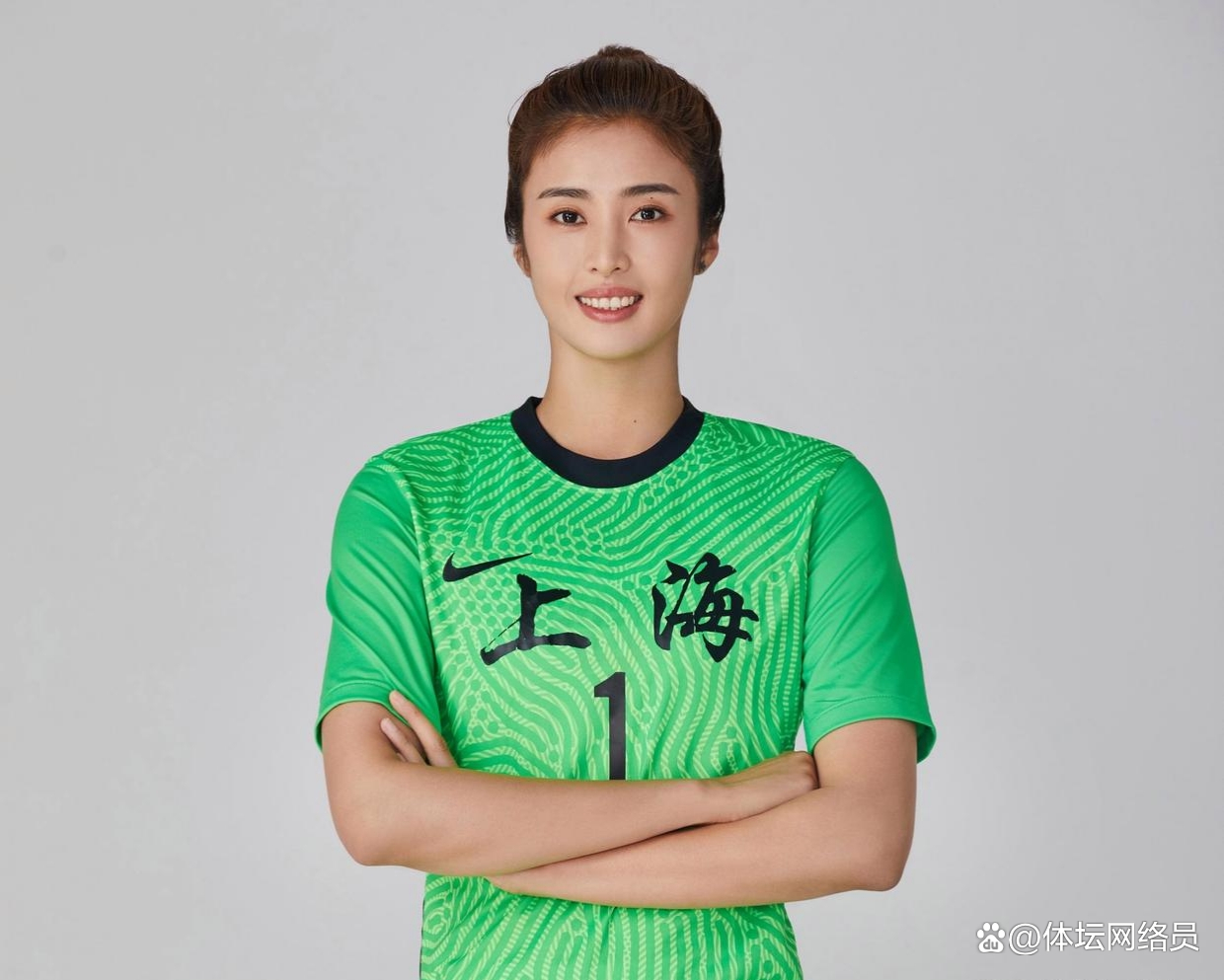 奥地利女足队员奋勇争先，展现实力的简单介绍