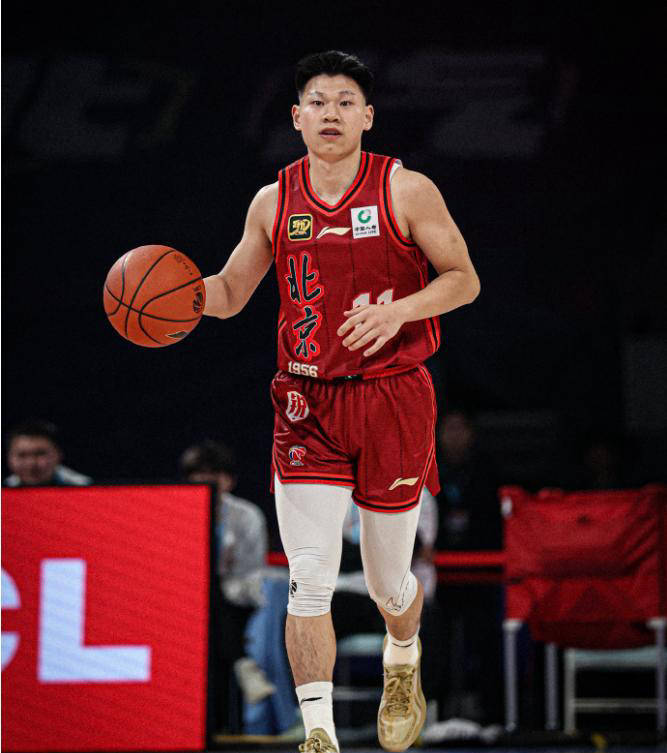 北京首钢战胜福建，稳定联赛前列的简单介绍