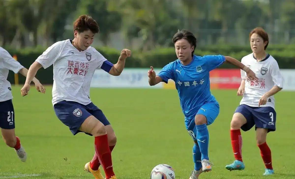 国际赛场上顶尖女足选手的精彩表现吸睛